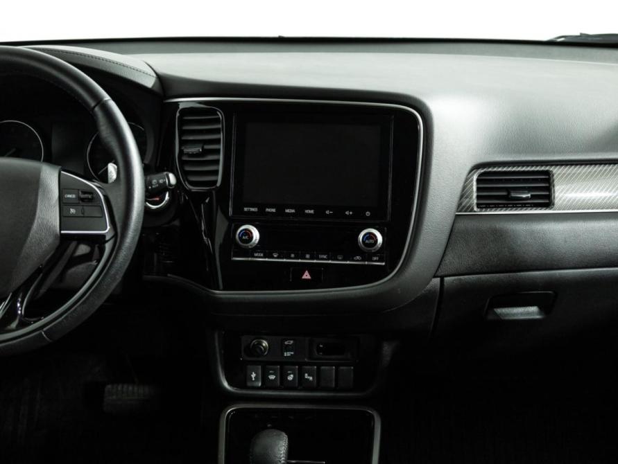 Mitsubishi Outlander III Рестайлинг 3 Санкт-Петербург  - изображение 14