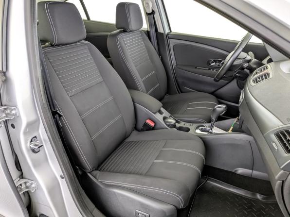 Renault Fluence I Рестайлинг с пробегом 2015 года, цена 1 220 000 рублей, 55743 км, седан, Автокод Объявления