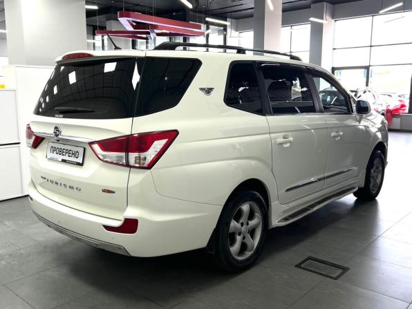 SsangYong Korando Turismo I Рестайлинг с пробегом 2018 года, цена 3 000 000 рублей, 124359 км, минивэн, Автокод Объявления