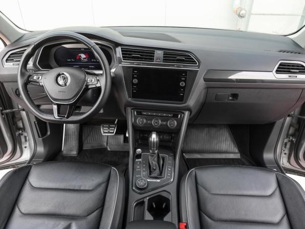 Volkswagen Tiguan II с пробегом 2018 года, цена 2 633 000 рублей, 197738 км, внедорожник, Автокод Объявления