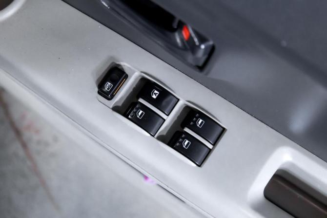 Toyota Passo I (C10) с пробегом 2004 года, цена 330 000 рублей, 248198 км, хэтчбек, Автокод Объявления