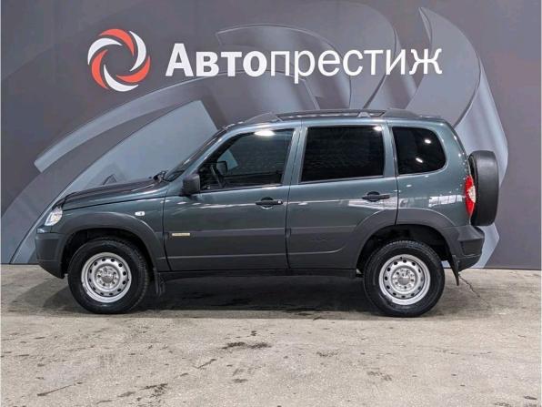 Chevrolet Niva I Рестайлинг с пробегом 2017 года, цена 690 000 рублей, 83768 км, внедорожник, Автокод Объявления