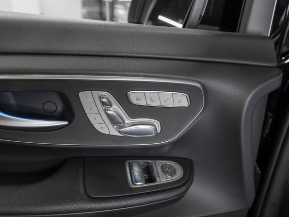 Mercedes-Benz V-Класс III (W447) Рестайлинг 2 с пробегом 2025 года, цена 10 900 000 рублей, 30 км, минивэн, Автокод Объявления
