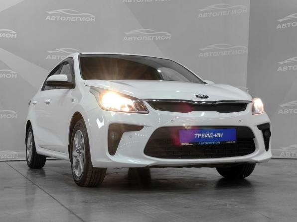 Kia Rio IV с пробегом 2018 года, цена 1 500 000 рублей, 83358 км, седан, Автокод Объявления