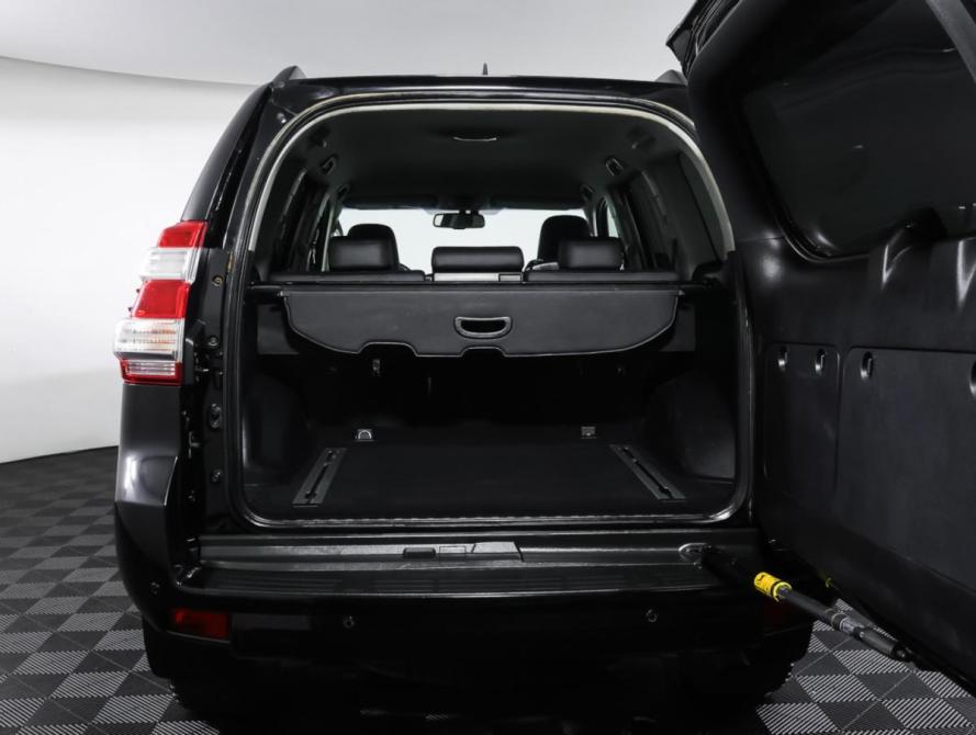 Toyota Land Cruiser Prado 150 Series Рестайлинг 1 Москва  - изображение 9