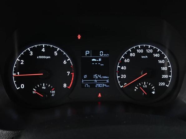 Hyundai Solaris II с пробегом 2019 года, цена 1 599 000 рублей, 29034 км, седан, Автокод Объявления