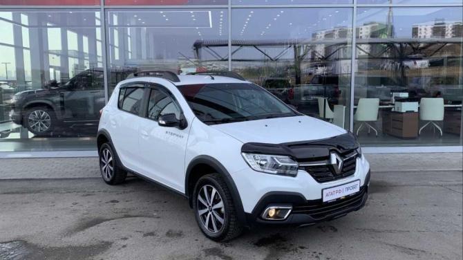Renault Sandero II Рестайлинг с пробегом 2021 года, цена 1 180 000 рублей, 77797 км, хэтчбек, Автокод Объявления