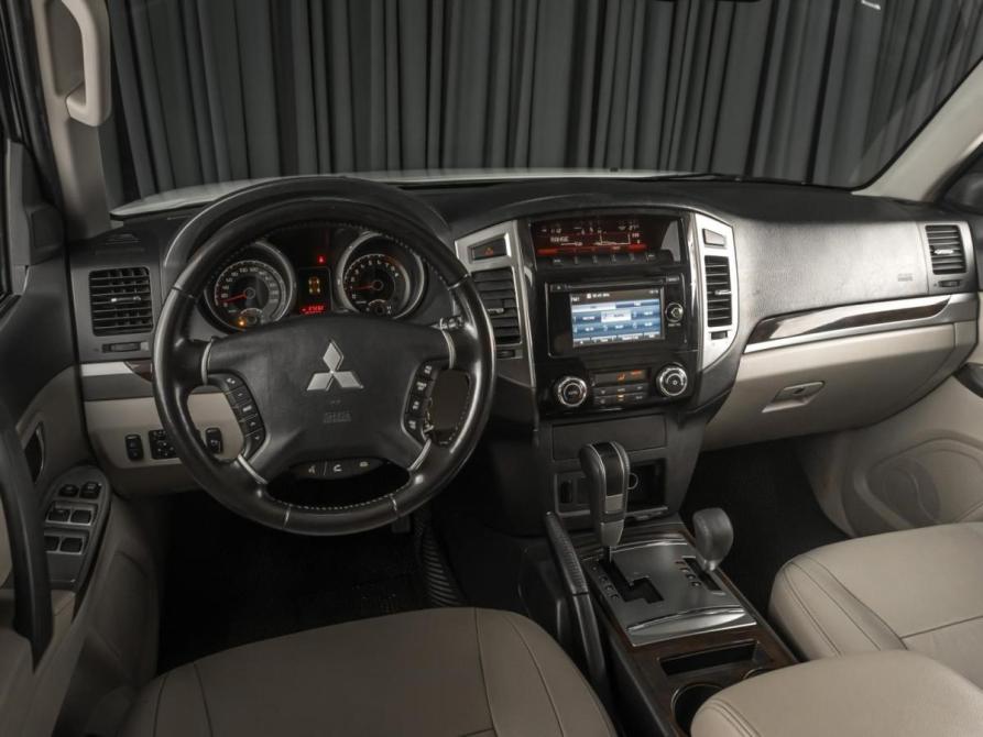 Mitsubishi Pajero IV Рестайлинг 2 Тюмень  - изображение 6