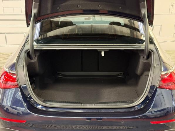 Mercedes-Benz E-Класс VI (W214 S214) с пробегом 2024 года, цена 8 200 000 рублей, 8000 км, седан, Автокод Объявления