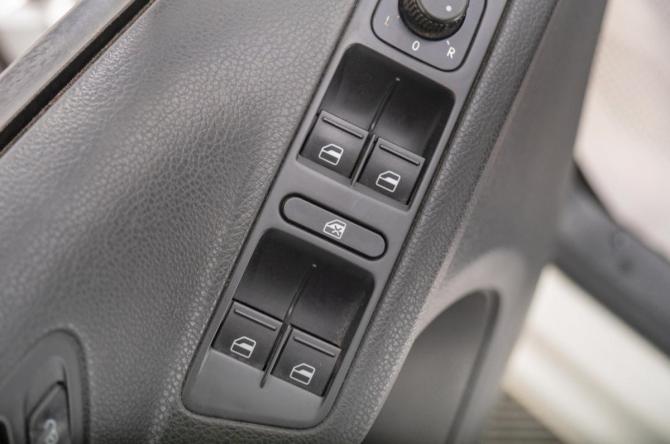 Volkswagen Tiguan I Рестайлинг с пробегом 2013 года, цена 1 249 000 рублей, 209000 км, внедорожник, Автокод Объявления