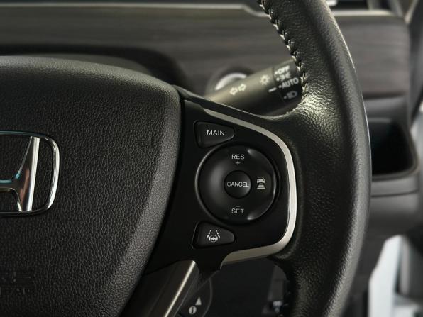 Honda Freed II Рестайлинг с пробегом 2021 года, цена 2 190 000 рублей, 70906 км, компактвэн, Автокод Объявления