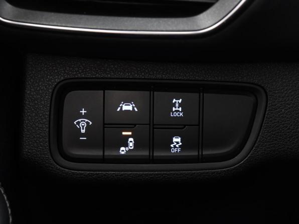 Hyundai Santa Fe IV с пробегом 2019 года, цена 3 100 000 рублей, 77586 км, внедорожник, Автокод Объявления