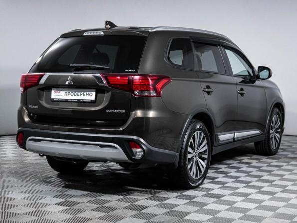 Mitsubishi Outlander III Рестайлинг 3 с пробегом 2019 года, цена 1 960 000 рублей, 165231 км, внедорожник, Автокод Объявления
