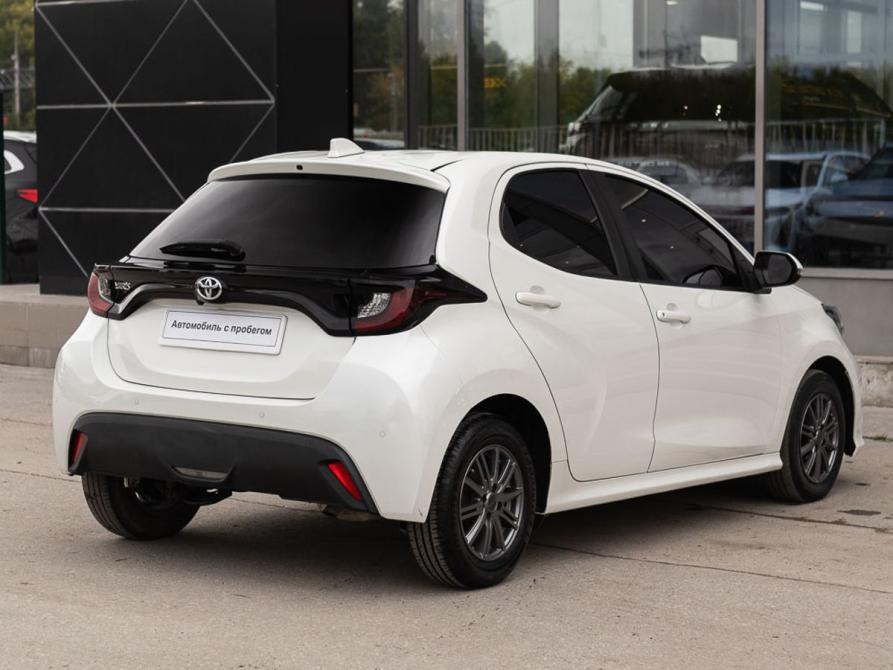Toyota Yaris IV Новосибирск  - изображение 5