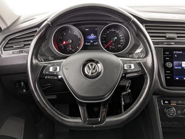 Volkswagen Tiguan II с пробегом 2019 года, цена 2 210 000 рублей, 139600 км, внедорожник, Автокод Объявления
