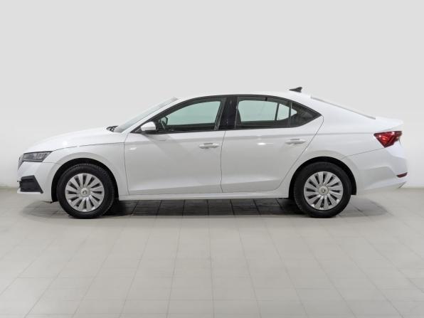 Skoda Octavia IV (A8) с пробегом 2021 года, цена 2 370 000 рублей, 75847 км, лифтбек, Автокод Объявления