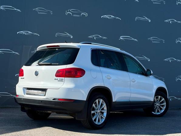 Volkswagen Tiguan I Рестайлинг с пробегом 2012 года, цена 1 067 400 рублей, 200469 км, внедорожник, Автокод Объявления