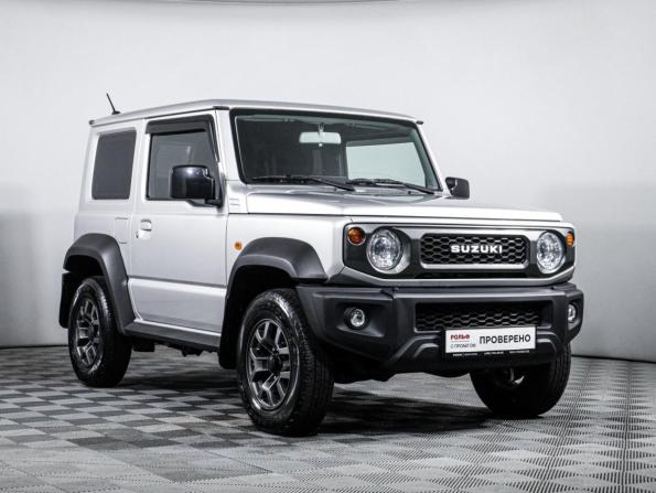 Suzuki Jimny IV с пробегом 2020 года, цена 3 190 000 рублей, 35299 км, внедорожник, Автокод Объявления