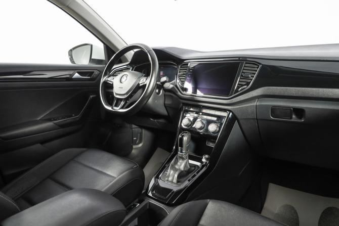 Volkswagen T-Roc I с пробегом 2021 года, цена 2 199 000 рублей, 75000 км, внедорожник, Автокод Объявления