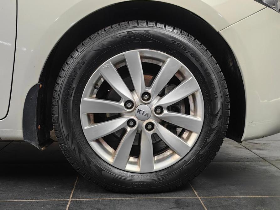Kia Cerato III Москва  - изображение 23