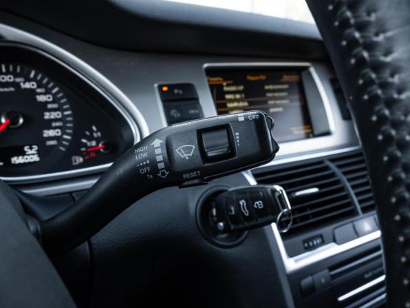Audi Q7 I (4L) Рестайлинг с пробегом 2011 года, цена 1 688 300 рублей, 156006 км, внедорожник, Автокод Объявления