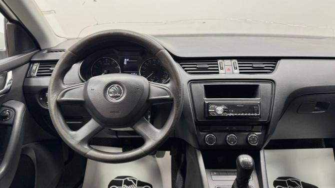 Skoda Octavia III (A7) с пробегом 2014 года, цена 1 050 000 рублей, 224800 км, лифтбек, Автокод Объявления