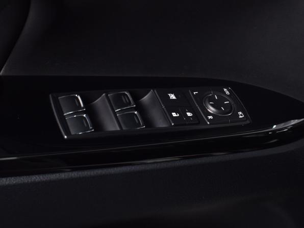 Lexus LX III Рестайлинг 2 с пробегом 2016 года, цена 6 885 997 рублей, 164934 км, внедорожник, Автокод Объявления