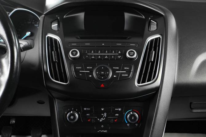 Ford Focus III Рестайлинг с пробегом 2017 года, цена 1 139 000 рублей, 117000 км, седан, Автокод Объявления