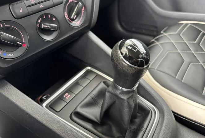 Volkswagen Jetta VI с пробегом 2015 года, цена 1 115 000 рублей, 128361 км, седан, Автокод Объявления