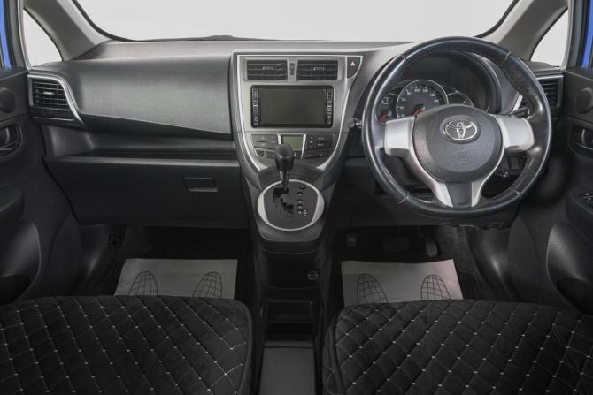 Toyota Ractis II с пробегом 2010 года, цена 879 000 рублей, 173000 км, хэтчбек, Автокод Объявления
