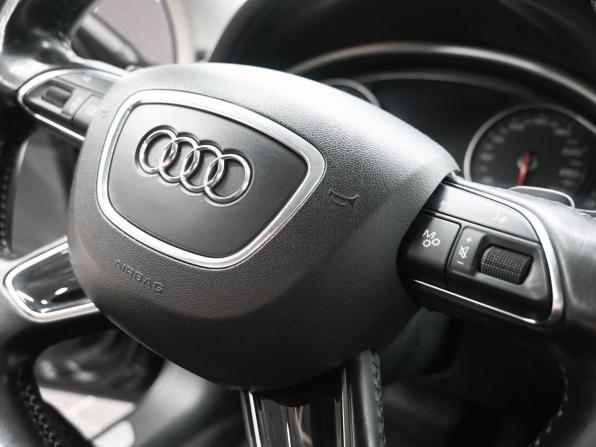 Audi A8 III (D4) Рестайлинг с пробегом 2014 года, цена 2 539 500 рублей, 142000 км, седан, Автокод Объявления