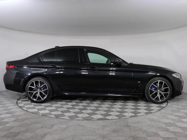 BMW 5 серии VII (G30/G31/G38) Рестайлинг с пробегом 2021 года, цена 5 840 000 рублей, 88762 км, седан, Автокод Объявления