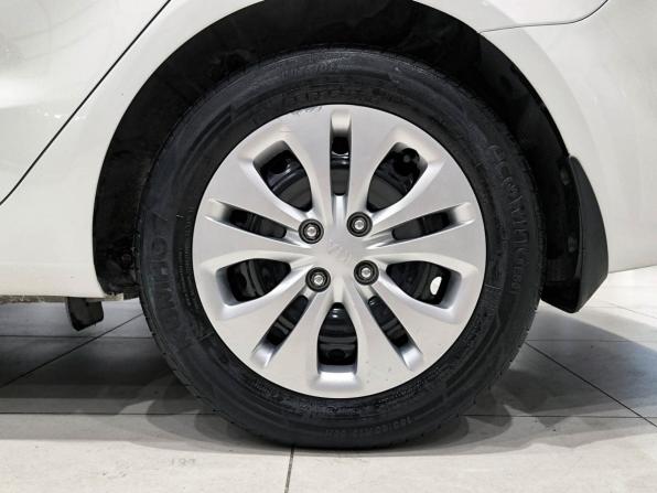 Kia Rio III Рестайлинг с пробегом 2015 года, цена 950 000 рублей, 178672 км, седан, Автокод Объявления