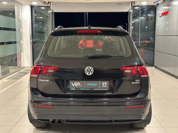 Volkswagen Tiguan II с пробегом 2017 года, цена 2 097 000 рублей, 132521 км, внедорожник, Автокод Объявления