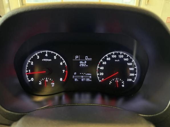 Hyundai Solaris II с пробегом 2019 года, цена 1 199 000 рублей, 187138 км, седан, Автокод Объявления