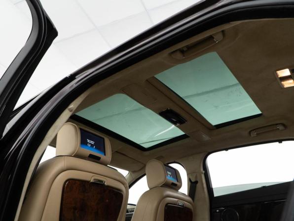 Jaguar XJ IV (X351) с пробегом 2010 года, цена 1 749 077 рублей, 109321 км, седан, Автокод Объявления