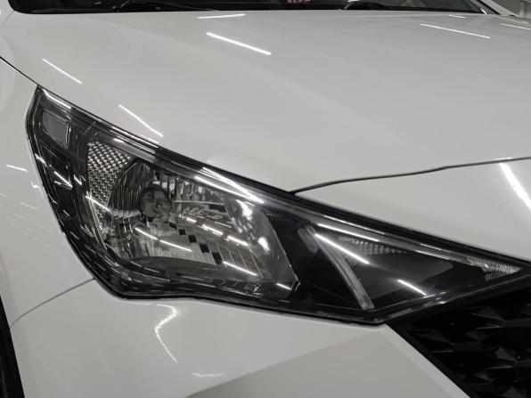 Hyundai Solaris II Рестайлинг с пробегом 2021 года, цена 1 410 000 рублей, 62639 км, седан, Автокод Объявления
