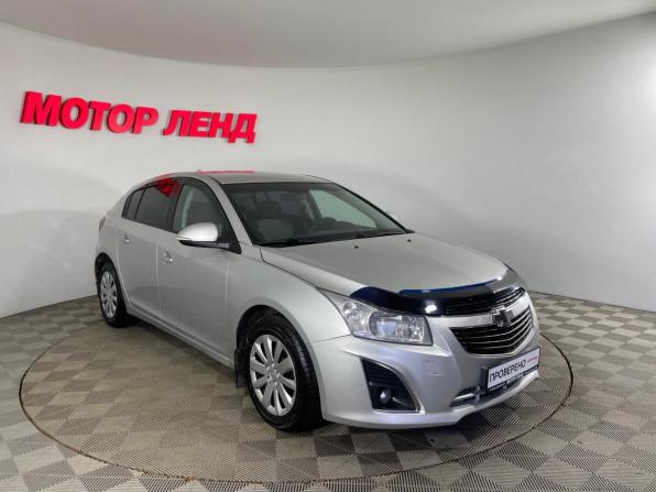 Chevrolet Cruze I Рестайлинг с пробегом 2015 года, цена 855 000 рублей, 73500 км, хэтчбек, Автокод Объявления