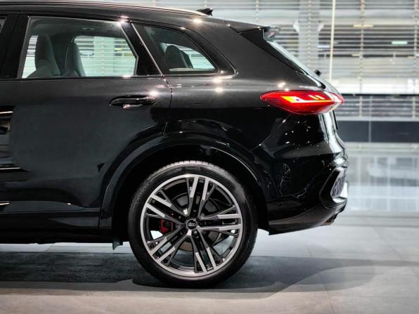 Новый Audi Q5 III (GU) 2026 года, цена 6 841 000 рублей, внедорожник, Автокод Объявления