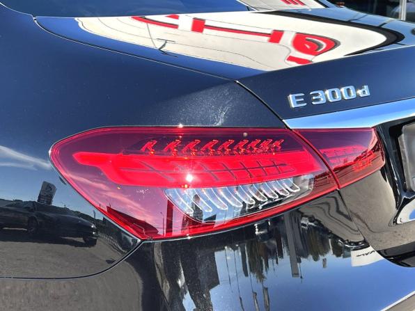 Mercedes-Benz E-Класс V (W213 S213 C238) Рестайлинг с пробегом 2021 года, цена 4 950 000 рублей, 118539 км, седан, Автокод Объявления