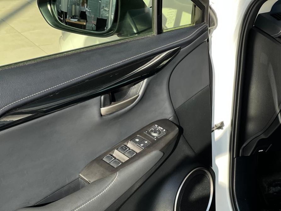 Lexus NX I Рестайлинг Екатеринбург  - изображение 17