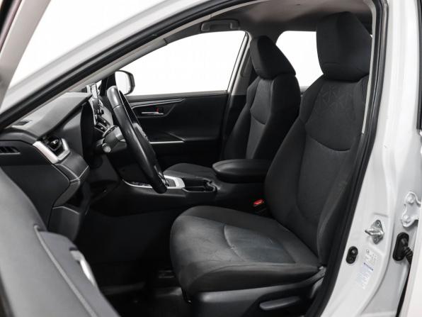 Toyota RAV4 V (XA50) с пробегом 2019 года, цена 2 899 000 рублей, 156365 км, внедорожник, Автокод Объявления