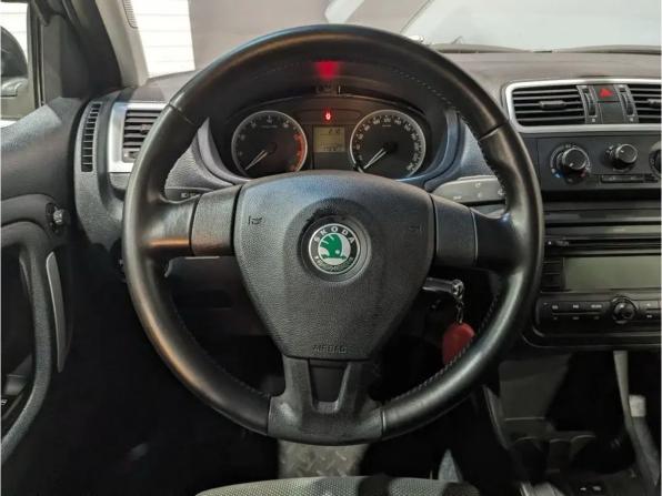 Skoda Fabia II с пробегом 2009 года, цена 445 000 рублей, 173682 км, хэтчбек, Автокод Объявления