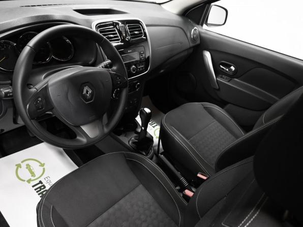 Renault Sandero II с пробегом 2017 года, цена 1 125 000 рублей, 95224 км, хэтчбек, Автокод Объявления