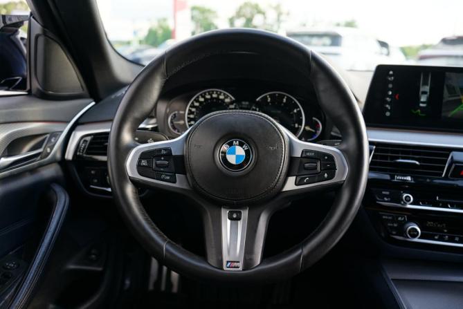 BMW 5 серии VII (G30/G31/G38) с пробегом 2017 года, цена 3 140 000 рублей, 122623 км, седан, Автокод Объявления