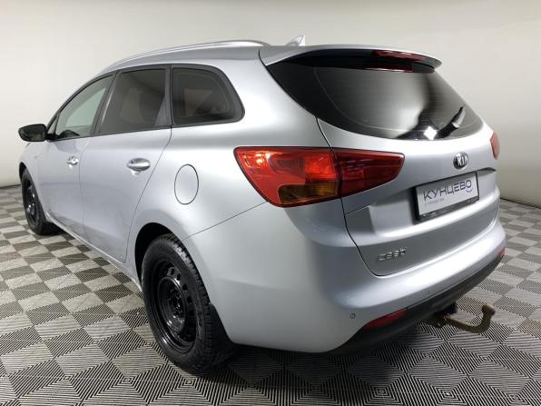 Kia Ceed II Рестайлинг с пробегом 2017 года, цена 1 325 000 рублей, 105000 км, хэтчбек, Автокод Объявления