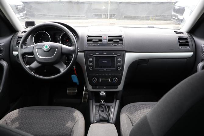 Skoda Yeti I с пробегом 2012 года, цена 899 000 рублей, 126000 км, внедорожник, Автокод Объявления