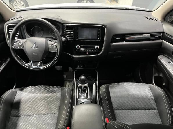Mitsubishi Outlander III Рестайлинг 3 с пробегом 2020 года, цена 2 100 000 рублей, 85372 км, внедорожник, Автокод Объявления