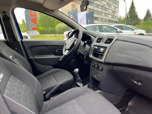 Renault Sandero II с пробегом 2016 года, цена 1 050 000 рублей, 78365 км, хэтчбек, Автокод Объявления