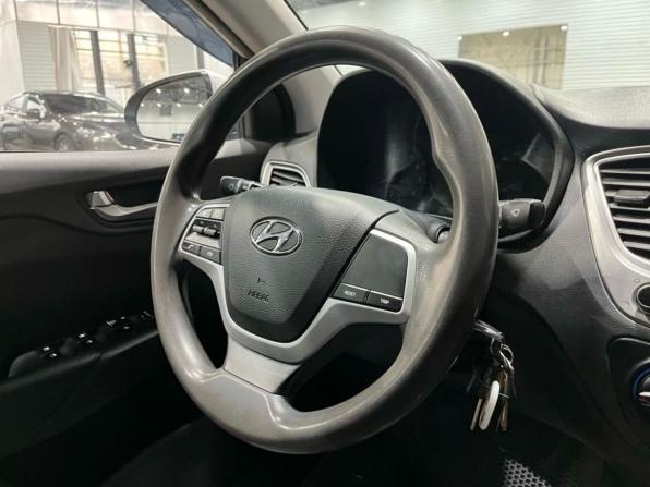 Hyundai Solaris II Рестайлинг с пробегом 2021 года, цена 1 248 000 рублей, 100308 км, седан, Автокод Объявления